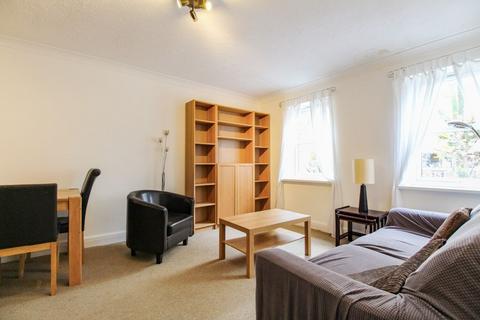 2 bedroom apartment to rent, Beatrice House, Stepney Green E1