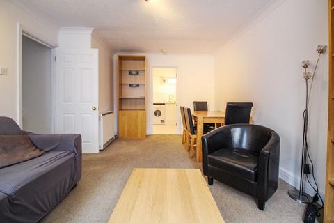 2 bedroom apartment to rent, Beatrice House, Stepney Green E1