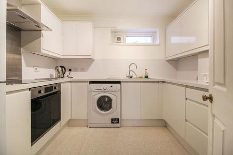 2 bedroom apartment to rent, Beatrice House, Stepney Green E1