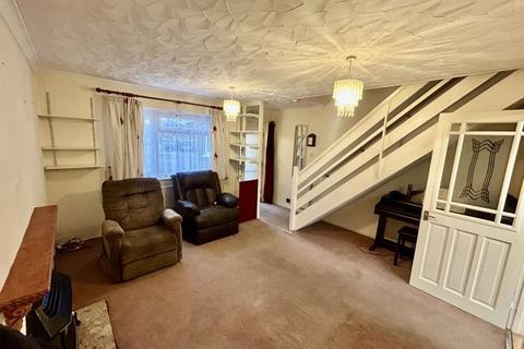 2 bedroom semi-detached house for sale, Redstart Close, Newport