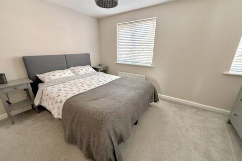 4 Alabaster Avenue, Houghton Regis, Dunstable, LU5 5AZ