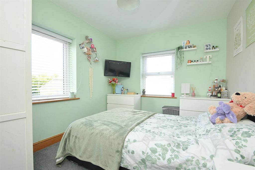 Resized Bed3.jpg