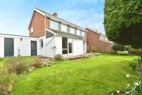 10 Chequers End, Winslow, Buckingham, MK18 3HT