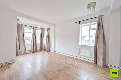 3 bedroom apartment to rent, Gap Road, London SW19