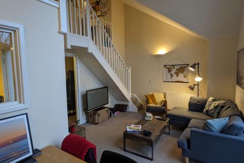 2 bedroom flat to rent, 12 The Chenies Maidstone ME15 6EE