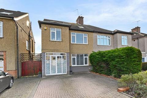 4 bedroom semi-detached house for sale, Pinner Park Avenue, Harrow