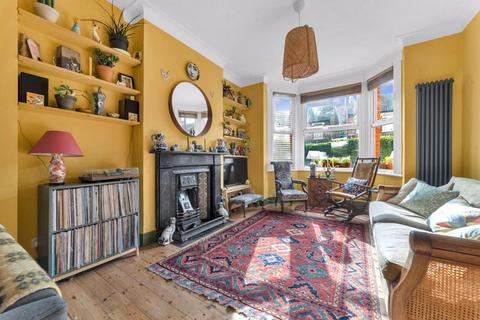 123 Davidson Road, Croydon, CR0 6DN