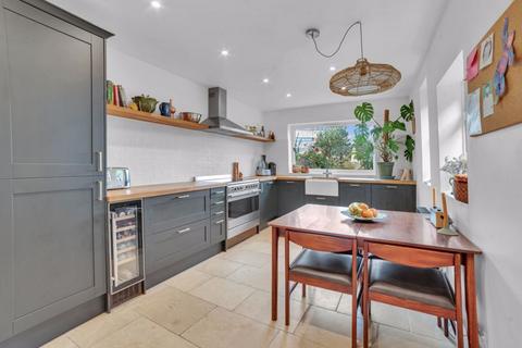 123 Davidson Road, Croydon, CR0 6DN