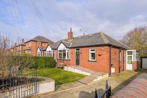 2 bedroom bungalow for sale, Bradford Road, Drighlington