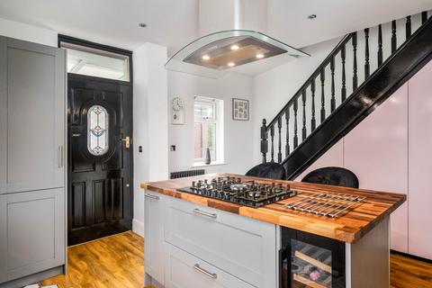 40 Bradford Road, Drighlington, Bradford, BD11 1AB