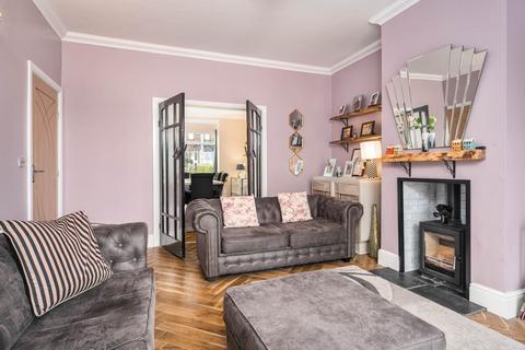 40 Bradford Road, Drighlington, Bradford, BD11 1AB