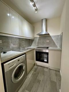1 bedroom apartment for sale, Fernmount, Suffolk Road, Bournemouth Town Centre - Ideal Investment