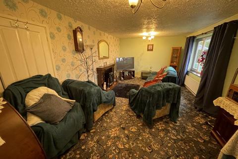 3 bedroom detached bungalow for sale, School Lane, Coedpoeth