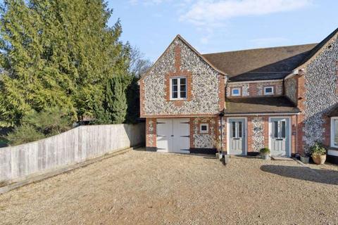 4 bedroom semi-detached house for sale, Wycombe Road, Prestwood HP16