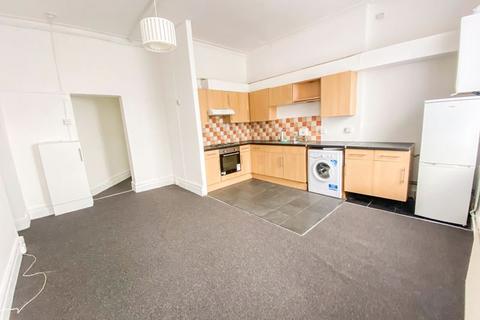 2 bedroom house to rent, West Hill Road, Bournemouth BH2