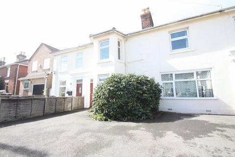 6 bedroom terraced house to rent, Victoria Road, Bournemouth BH1