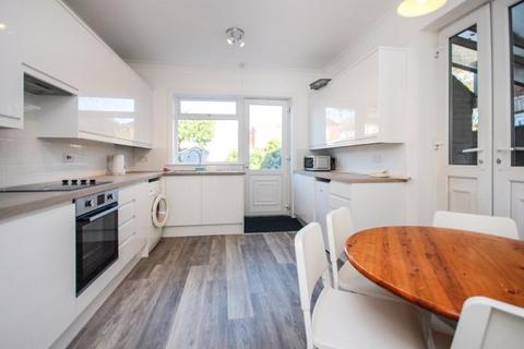 5 bedroom detached house to rent, Nortoft Road, Bournemouth BH8