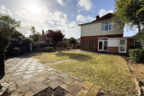 8 bedroom detached house to rent, Fernside Road, Bournemouth BH9