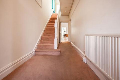 6 bedroom detached house to rent, Stanfield Road, Bournemouth BH9
