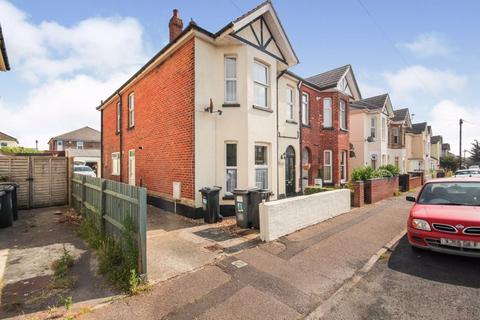 undefined, Shelbourne Road, Bournemouth BH8