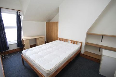 undefined, Holdenhurst Road, Bournemouth BH8