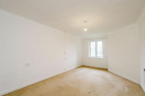 2 bedroom retirement property for sale, Stockbridge Road, Chichester PO19