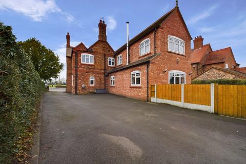 4 bedroom detached house for sale, Shrewsbury Road, Newport TF10