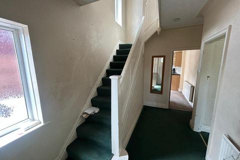 3 bedroom semi-detached house for sale, Kings Road, Stretford, M32
