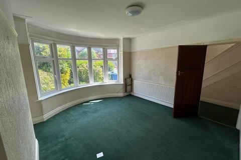 3 bedroom semi-detached house for sale, Kings Road, Stretford, M32