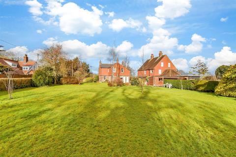 3 bedroom detached house for sale, Station Road, Northiam, Rye, East Sussex