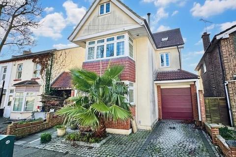 St Johns Road, Westcliff-on-Sea, Essex, SS0 7JY