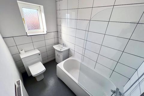 2 bedroom terraced house for sale, Bury BL8