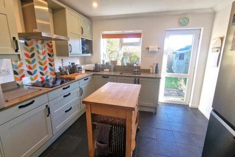 4 bedroom detached house for sale, St Michaels Road, St Helens, Isle of Wight, PO33 1YJ