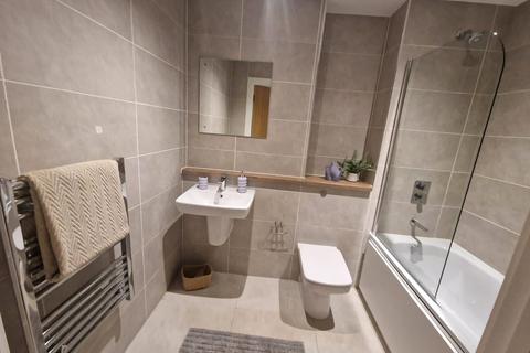 1 bedroom flat to rent, Media City, Michigan Point Tower D, 18 Michigan Avenue, Salford, M50