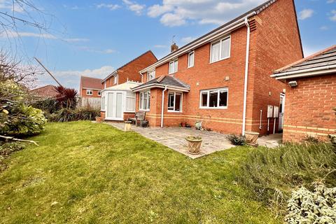 4 bedroom detached house for sale, Lon Lindys, Rhoose, CF62