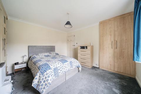 7 Murray Crescent, Pinner, HA5 3QF