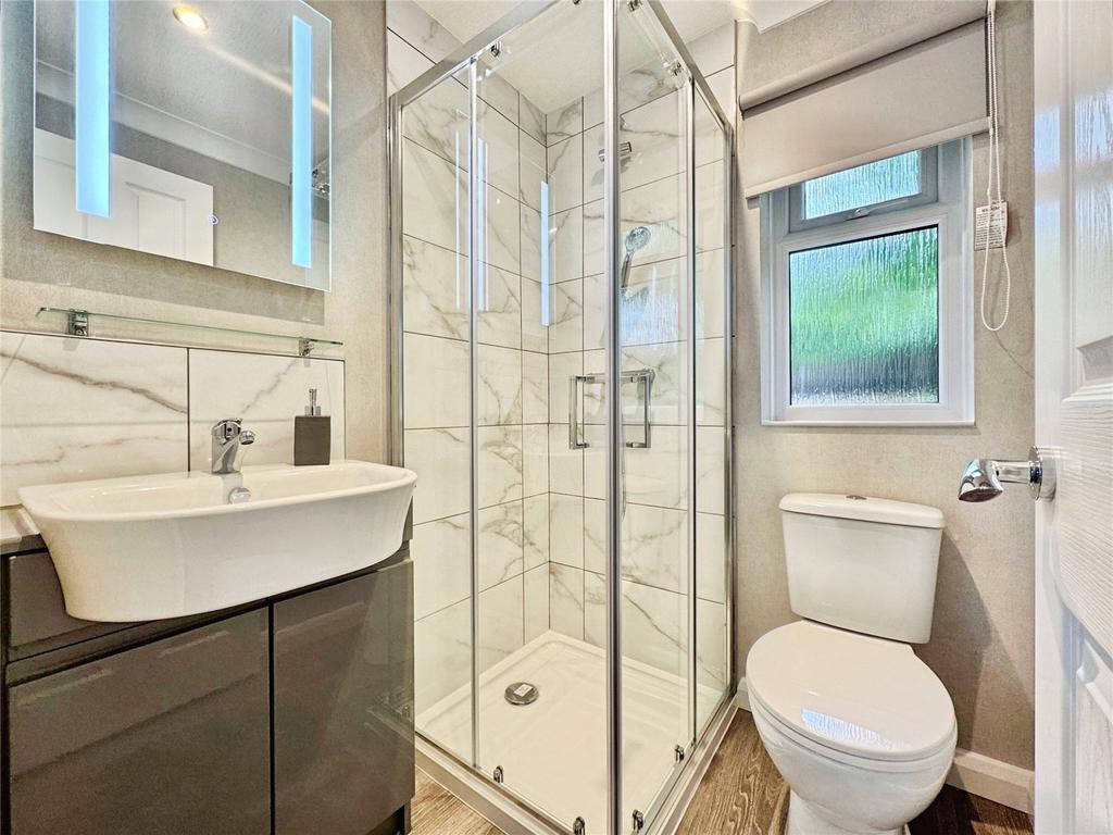 Master En-Suite