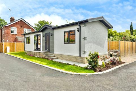 2 bedroom bungalow for sale, Wellington Road, Sandhurst, Berkshire