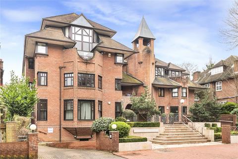 3 bedroom apartment for sale, West Heath Road, London, NW3