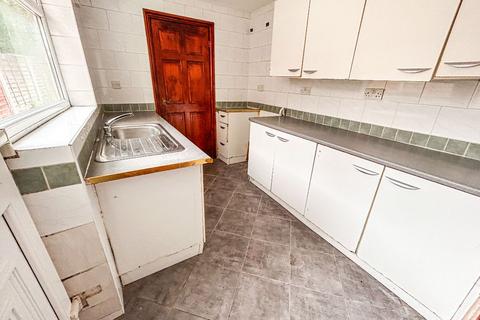 3 bedroom terraced house to rent, Trinity Street, Brierley Hill