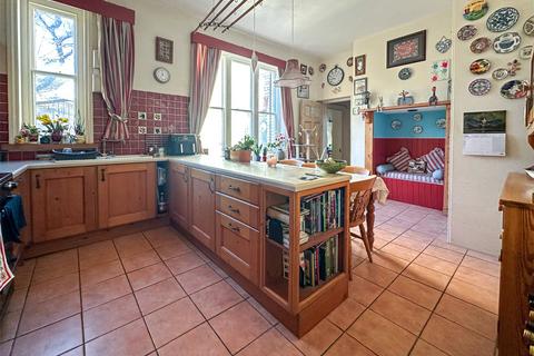 6 bedroom detached house for sale, Hilltop Road, Bideford, Devon, EX39