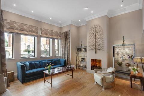 5 bedroom detached house for sale, Gleneldon Road, London SW16