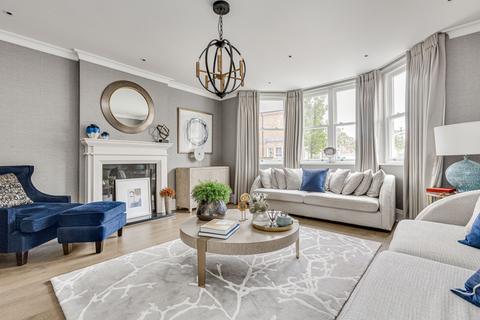 52 Barrons Chase, Richmond, TW10 5BZ