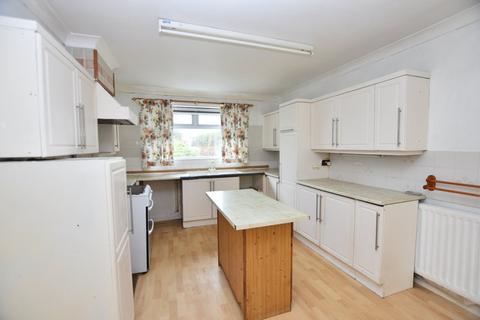 3 bedroom bungalow for sale, Boskennal Drive, Hayle, Cornwall, TR27