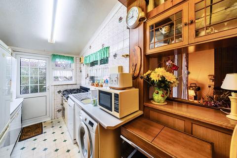 4 bedroom terraced house for sale, Woodland Way, Mitcham CR4