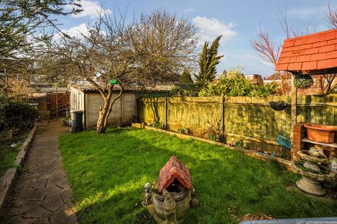 4 bedroom terraced house for sale, Woodland Way, Mitcham CR4