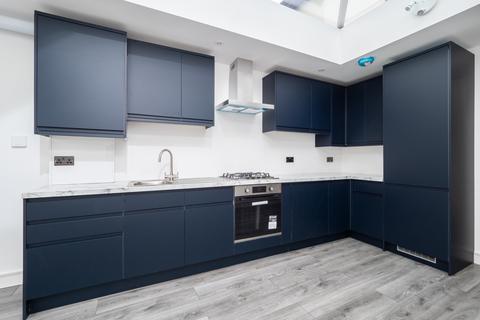 221 Ridge Road, Sutton, SM3 9LS