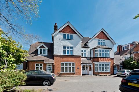 undefined, Surrey Heights, Surbiton KT6