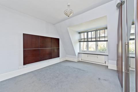 undefined, Surrey Heights, Surbiton KT6