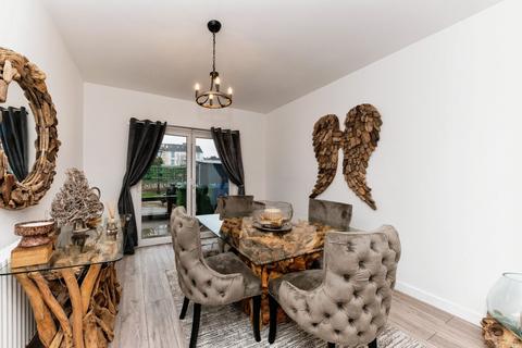 6 bedroom end of terrace house for sale, Edward Street, Lincolnshire DN35